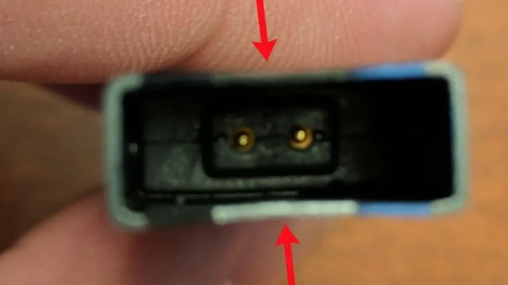 Adjust The Juul Battery Connector